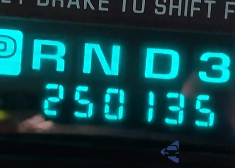 2000 Chevrolet Silverado 1500 Lt from USA, damaged, VIN 2GCEC19T3Y1142584